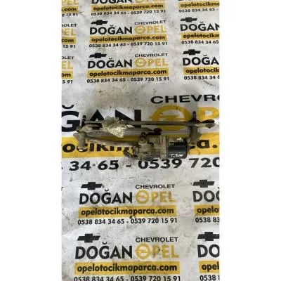 Chevrolet Yeni Aveo T300 Çıkma Orijinal Ön Silecek Mekanizması Silecek Motoru GM 