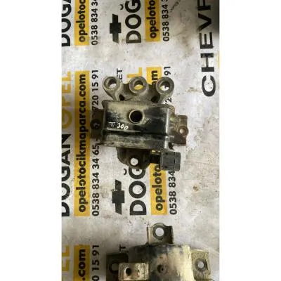 Chevrolet Yeni Aveo T300 Çıkma Orijinal Sağ Motor Kulağı GM 