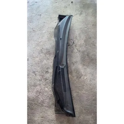 Opel Astra H Silecek Altı Izgarası 