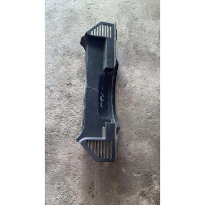 Opel Astra H Hb Bagaj Eşik Kaplama Bakaliti