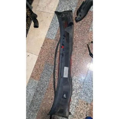 Opel Astra G Silecek Alt Su toplama Izgarası GM Orijinal  GM Orjinal