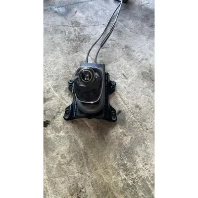 Opel Corsa D 5- 6 İleri Vites Mekanizması Komple Vites Topuzu