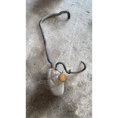 Opel Corsa d Genleşme Tankı Yedek Su Deposu GM Orijinal  GM Orjinal