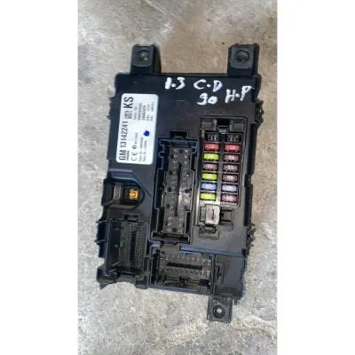 Opel Corsa D İç Sigorta Kutusu BCM Beyni 13142241 kS