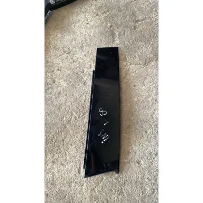 Opel İnsignia Sağ Sol Kapı Siyah Kaplama Sacı 