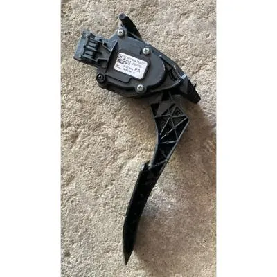 Chevrolet Cruze Astra J Gaz Pedalı EA 1325272