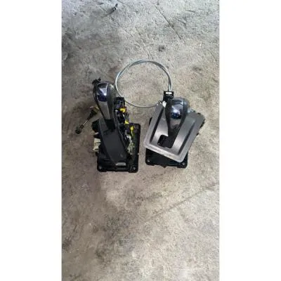 Opel Vectra C Otomatik Vites Kolu Mekanizması Vites Kulesi 