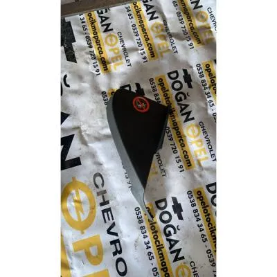 Ford Focus 2 Torpido Yan kapakları  FoMoCo