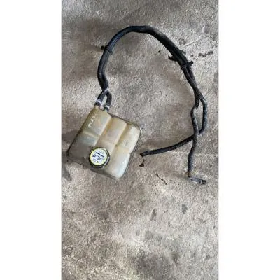 Ford Focus 2 Cmax Yedek Su Deposu Çıkma Orijinal  FoMoCo